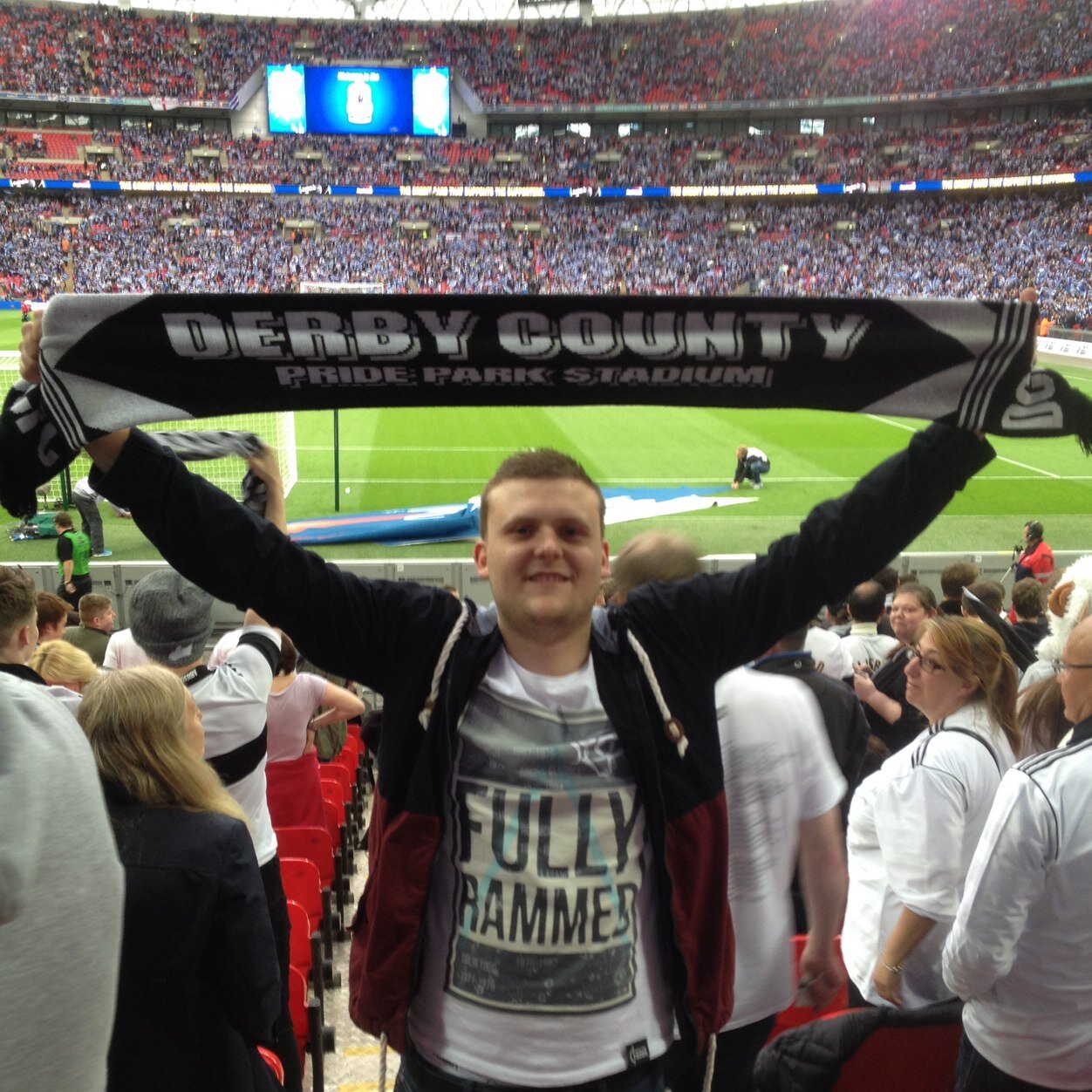 samo7_halls's profile picture. 