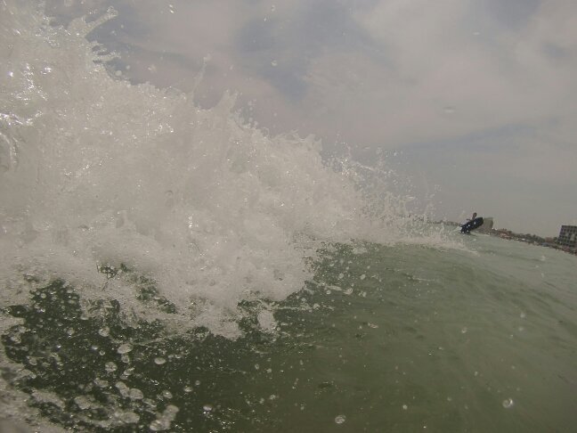 Love the waves  ~ gt: Zimua ~ no mo crack hoes
