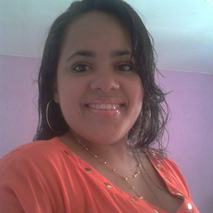 O sorriso enriquece os recebedores sem empobrecer os doadores.