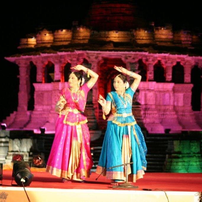 internationally renowned Kathak Duo - Nalini Kamalini ,  disciples of  Guru Jitendra Maharaj of Varanasi Gharana set world record dancing at Kailash  Mansarovar
