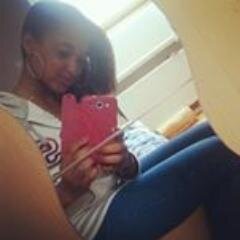 Me Wifeeyy Nouckiee TweemansjesCirilaa