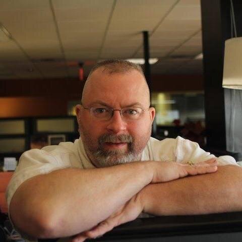 davewitt's profile picture. Just a dude who loves playing some pinball, going to Cons, and 
going on food adventures.