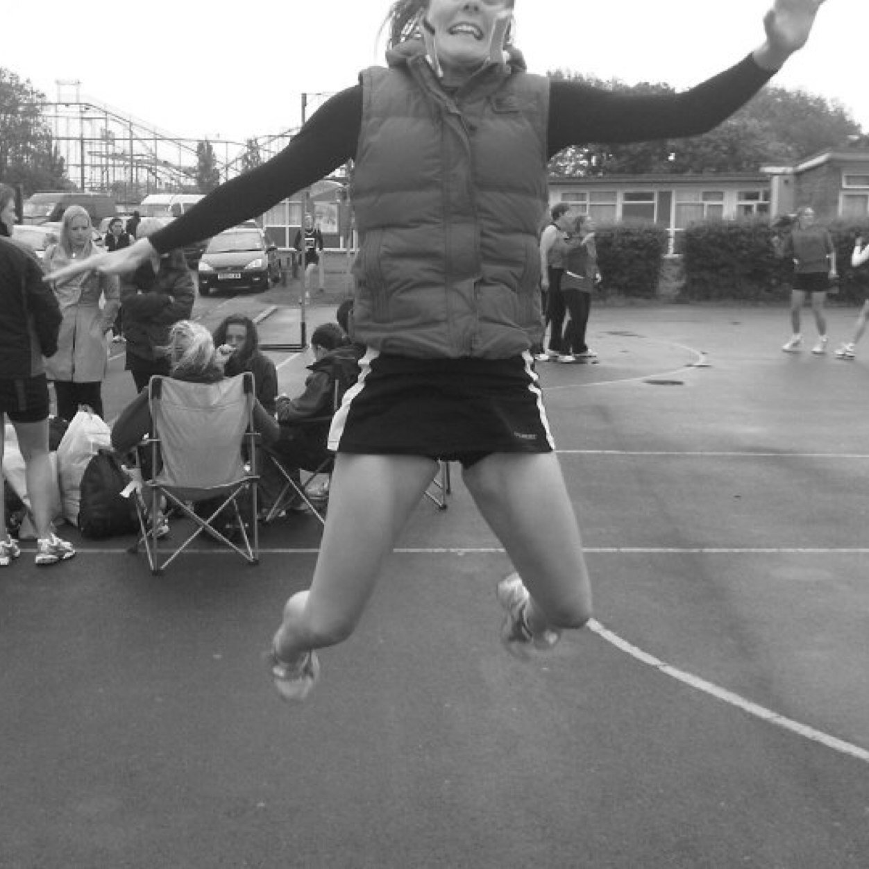 Netball Player and Cross Fitter. Mad about sport and all things fitness. Helping individuals and teams get results- Invest in You!