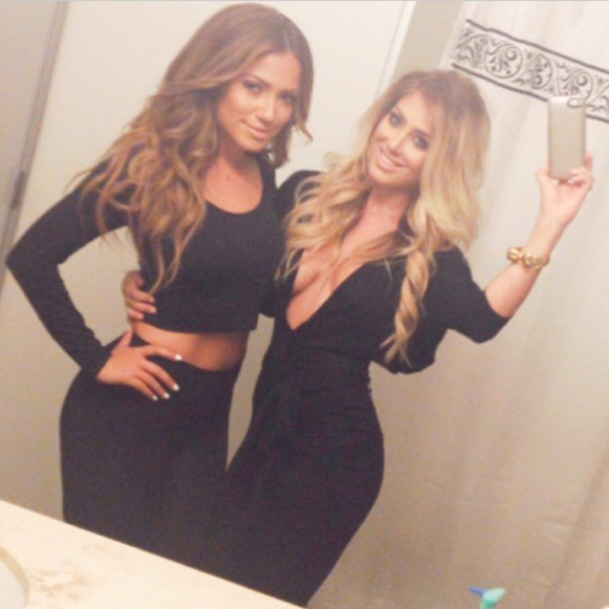 ❤  • | Ciara DiStèfano | 20 | Twin | • Glamour Model & Business Student. ❤