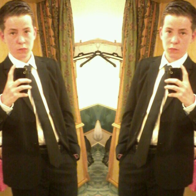 Hi I'm will follow me I will follow backk.