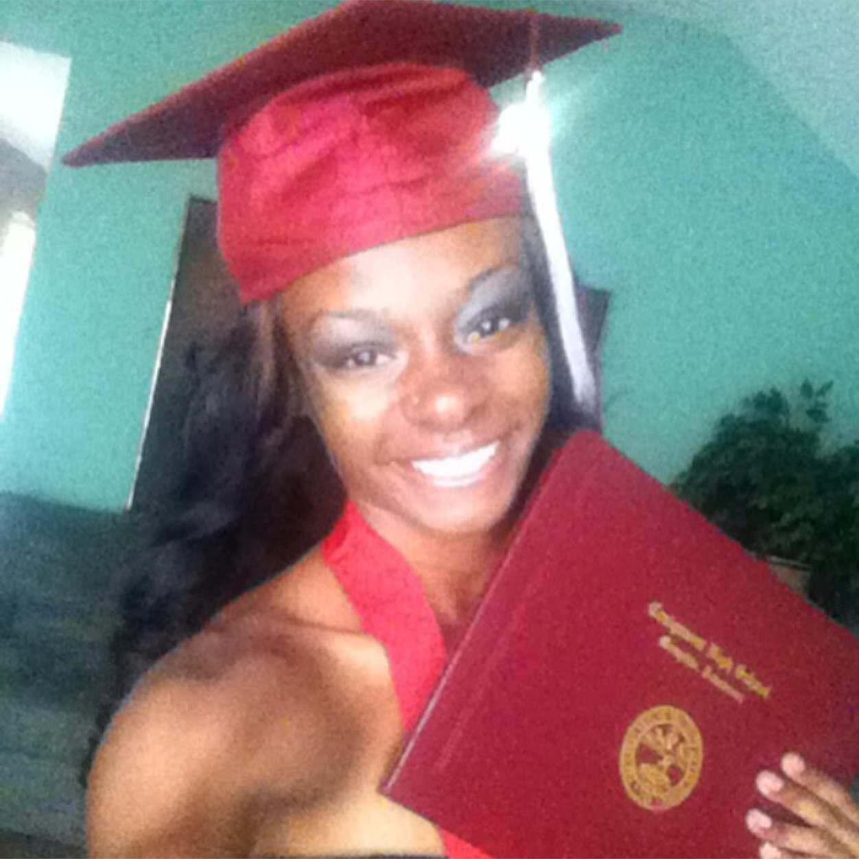 Fermosaaa's profile picture. 18. Cosmetologist TCAT'15