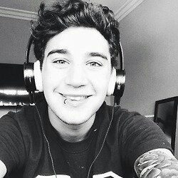 im in love with zayn.