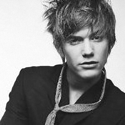 granim85's profile picture. Наследственность, окружение, случайность - вот три вещи, управляющие нашей судьбой.