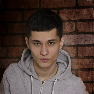 hinza80's profile picture. Лучше иметь одного друга многоценного, чем многих малоценных.