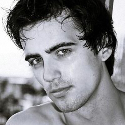 lipmo76's profile picture. В колчане дьявола нет лучшей стрелы для сердца, чем мягкий голос.