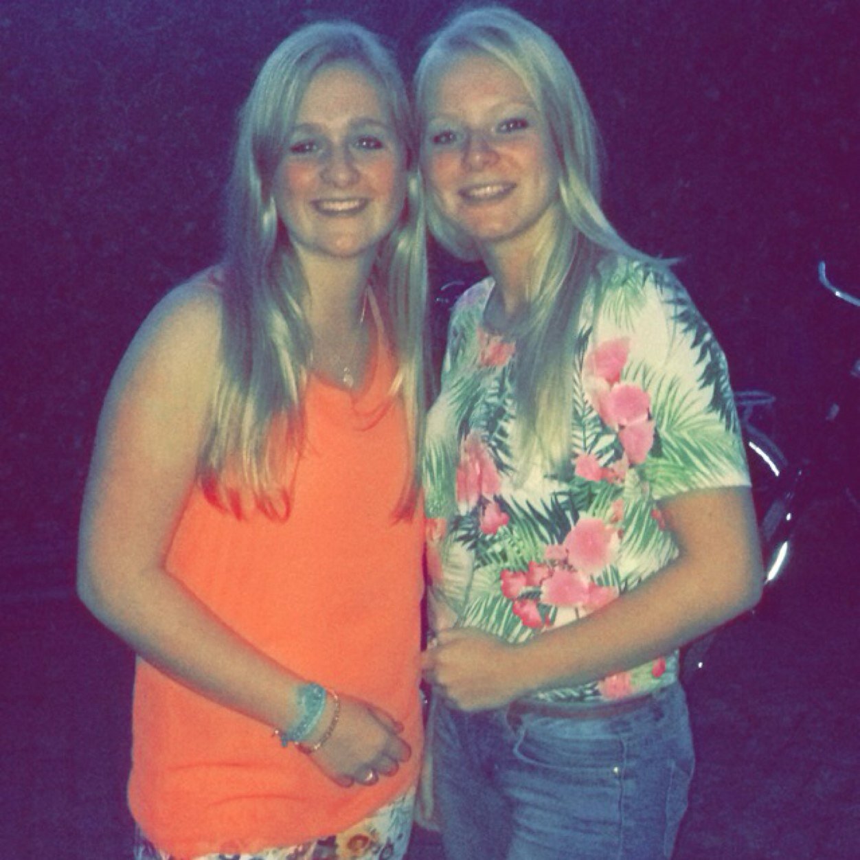 snapchat: evahartogs // instagram: evahartogs // kruisstraat ♡