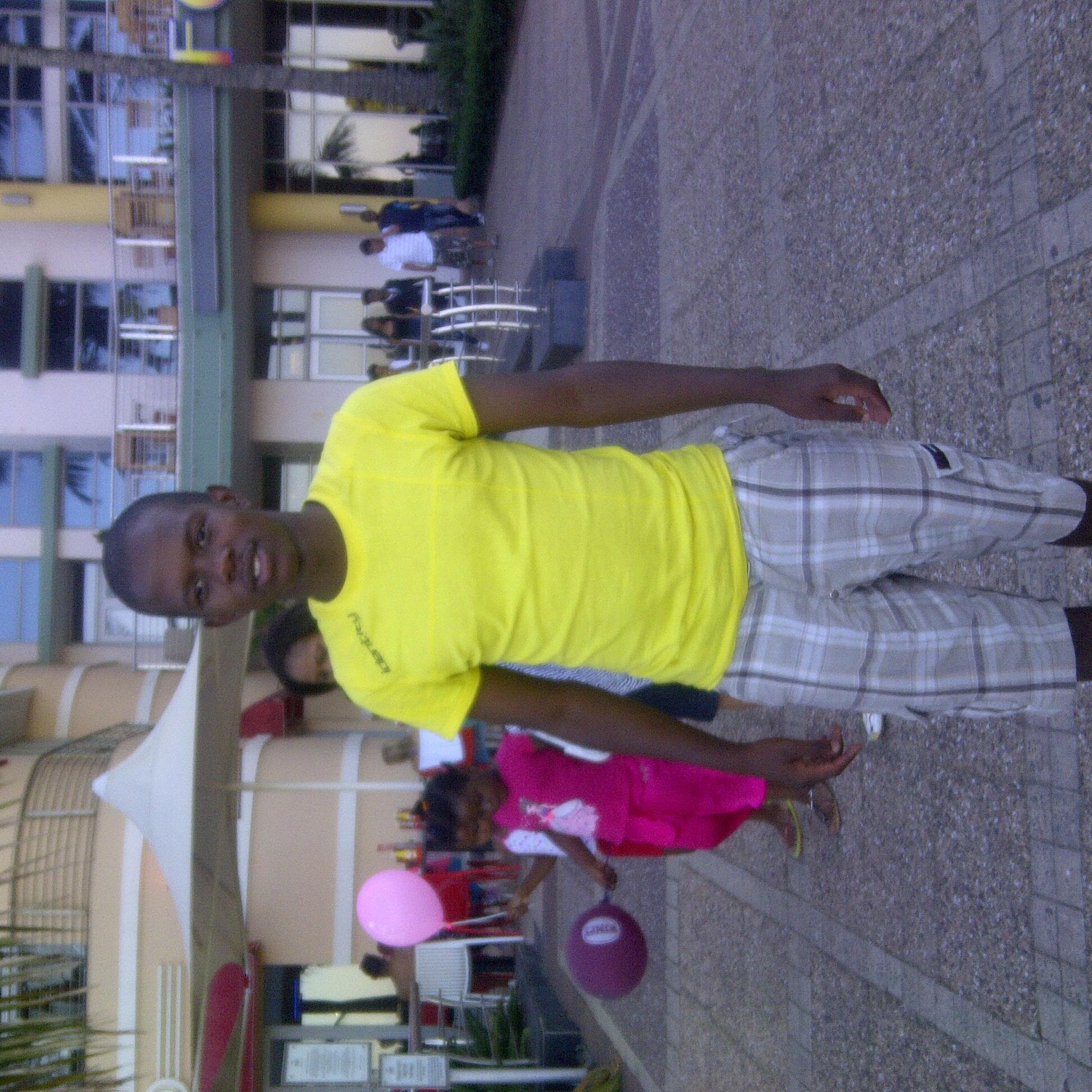 qinisofortune2's profile picture. 