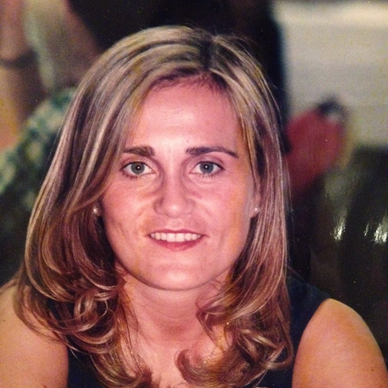 Osteopata, Fisioterapeuta, Pedagoga. Professora en Fisioterapia Facultat Blanquerna. Directora Osteosalutsitges. Sitges