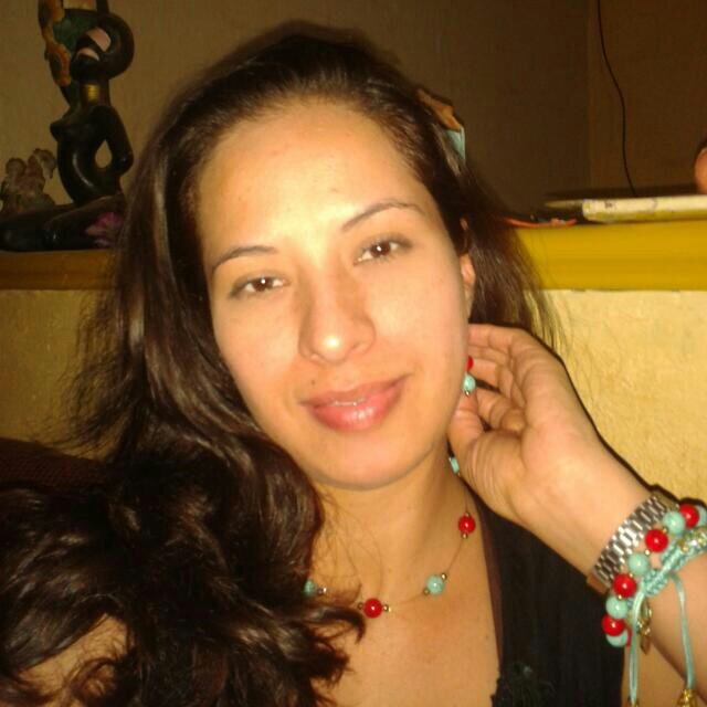Profesora en la especialidad de Educación Comercial. Egresada de la Universidad Pedagógica Experimental Libertador - Instituto Pedagógico de Barquisimeto.