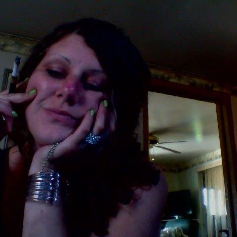 letapetal's profile picture. She names her part.      Natural . Born.