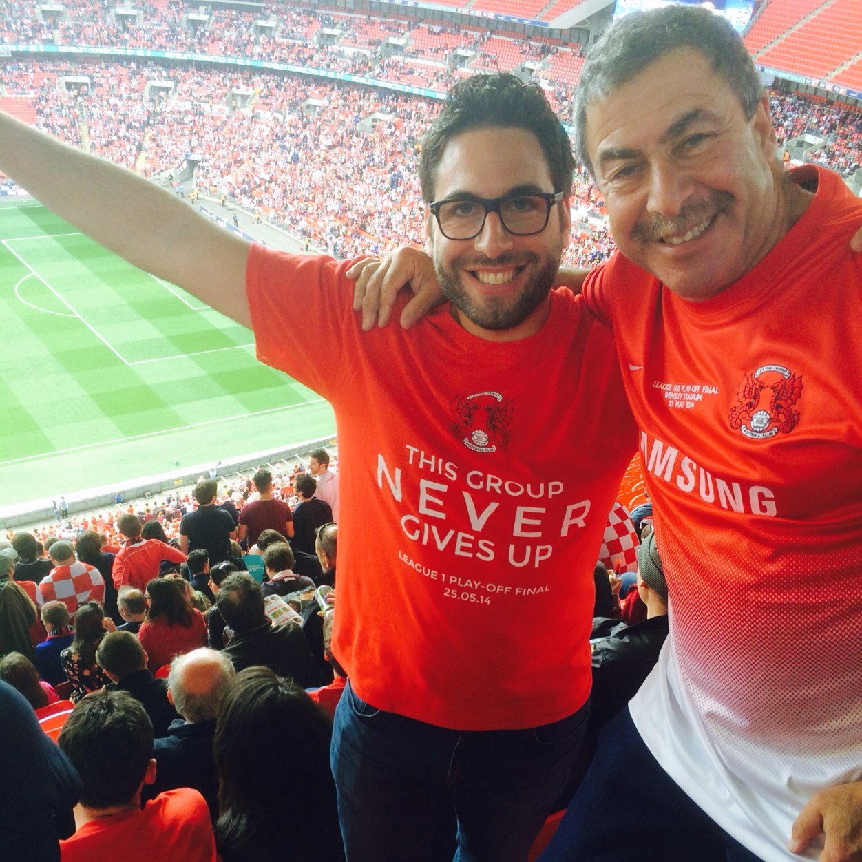 JPittal's profile picture. look alike to most jewish actors, leyton orient fan and all round good bloke. Now supportive husband and ambassador to https://t.co/FTQDipVZfW