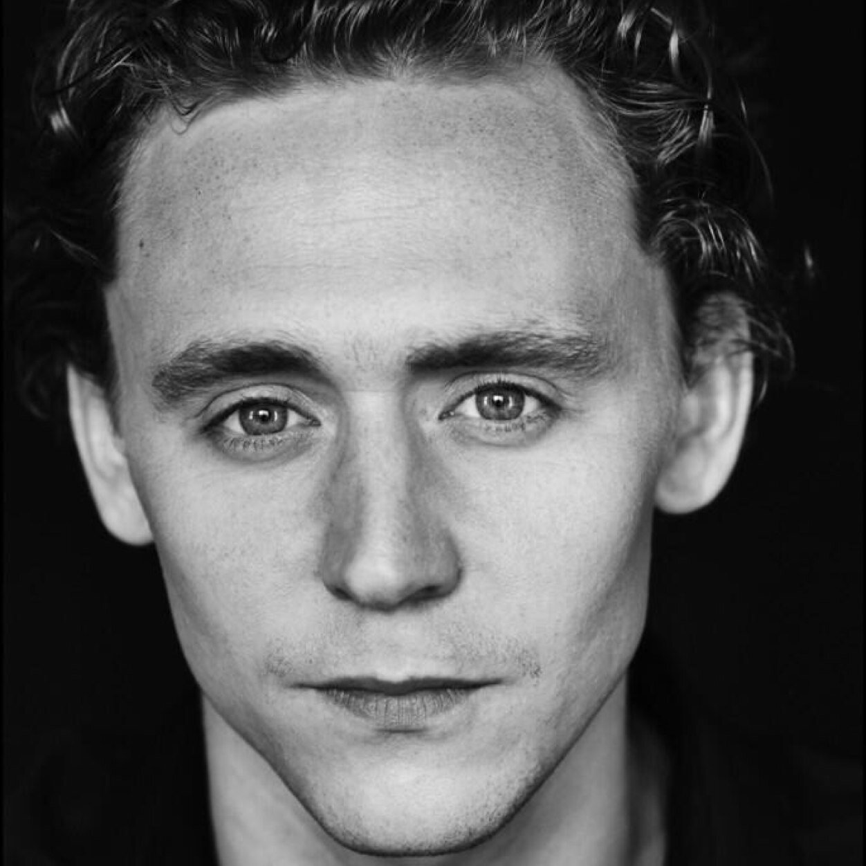 Hello there! I'm Tom, a normal Midgardian. Some people mistake me for Loki. Am I him? Even I don't know! Lets find out! || Descriptive | MV | will do most RPs||