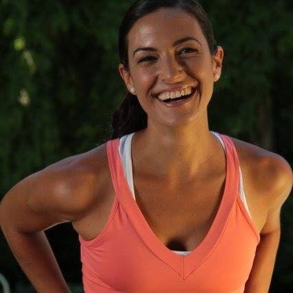 https://t.co/gOOvEc2o0t en Nutricion y Estilo de Vida.Profesora Internacional de Yoga. Conductora de Radio & TV. 
 https://t.co/tpfBPYGoi1 *