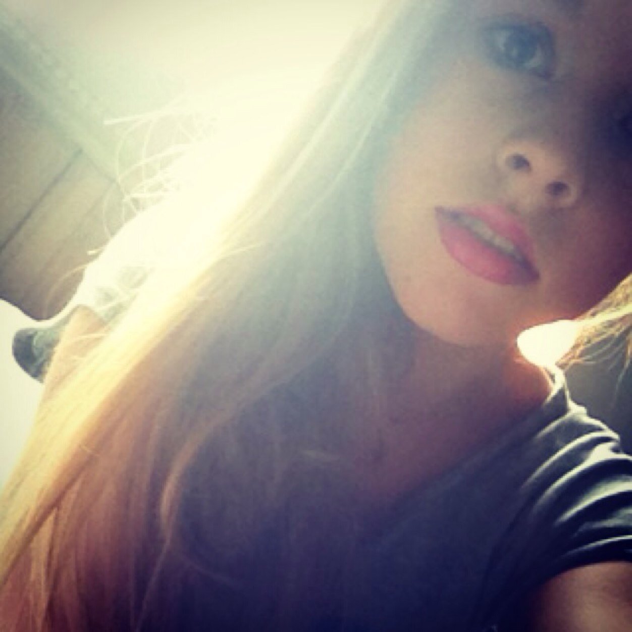 e volleybalster, mid aanvaller, folloowww my best @xliefsmichellex ♥