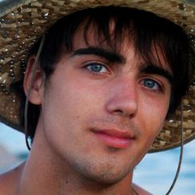 taumis77's profile picture. Гордость происходит от недостаточного размышления и незнания самого себя.