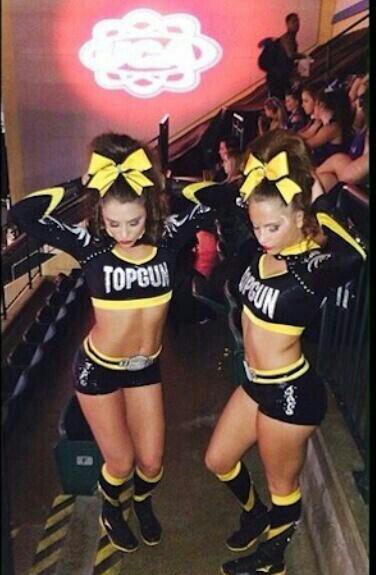 ♡ Cheerleader from bow to toe ♡