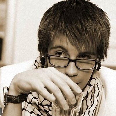 thoughwas84's profile picture. Просить совета есть величайшее доверие, какое один человек может оказать другому.