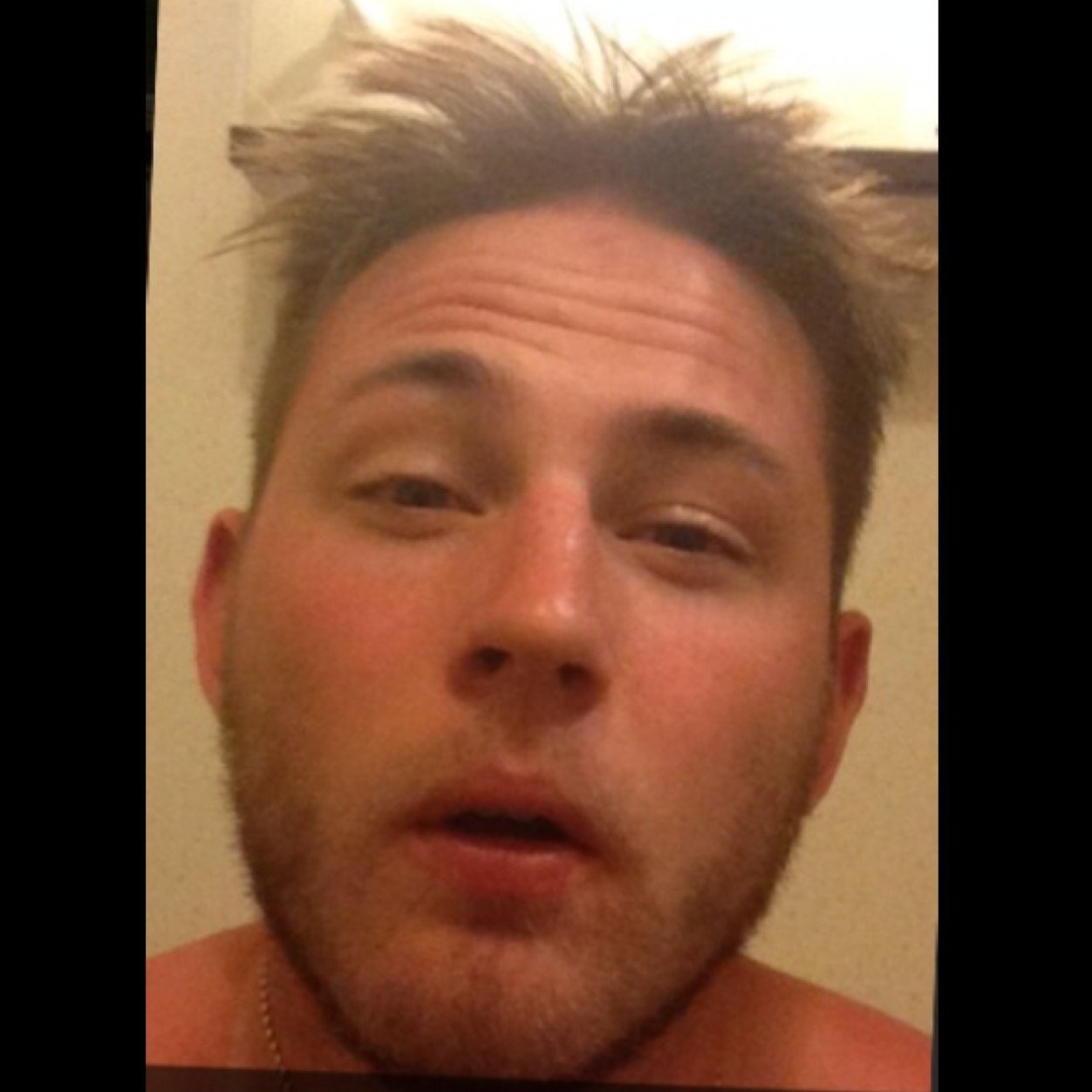 emil26wallberg's profile picture. En Linköpingsbo boende i Hufvudstaden, 
Hallåröh.