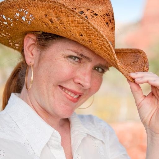 Passionate about travel, virtually or in person.