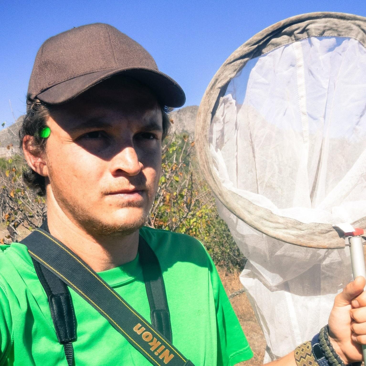 LambtonWildlife Young Naturalist Coordinator. Tour Leader @QuestNatureTour. Former Senior Naturalist @KillbearPP. 💚feathered-fungal-furred-slimey-chitinous