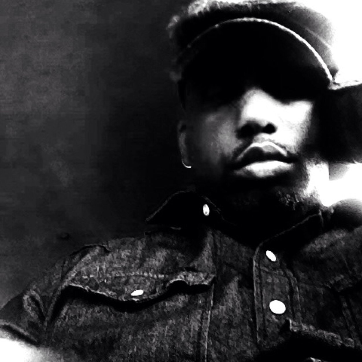 followhenry7's profile picture. 