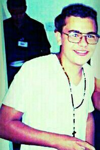 Nada e mais lindo q o seu sorriso  ☮ ☮