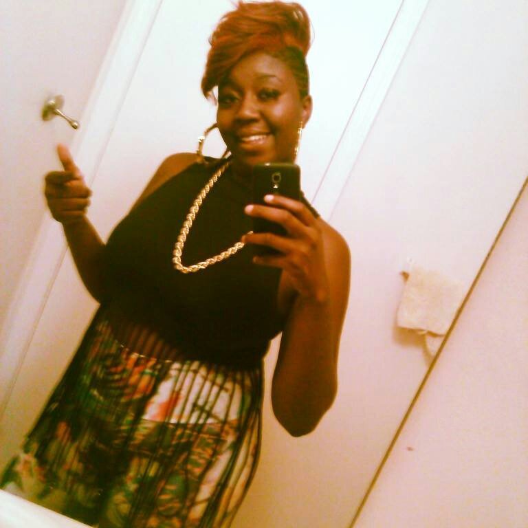 Name: Shaqura :) , No Kids , c/o 16 - GREENVILLE TECH✌ :) follow me I follow back* IG : coco_delight1