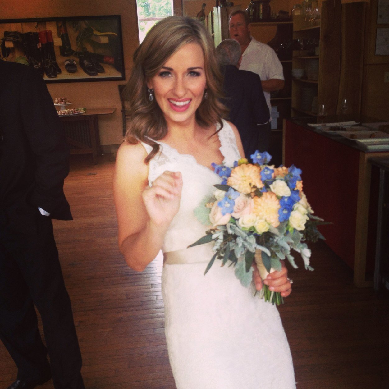 30-something newlywed from the midwest-lover of food, animals, beer, pilates,traveling, and culinary conquests