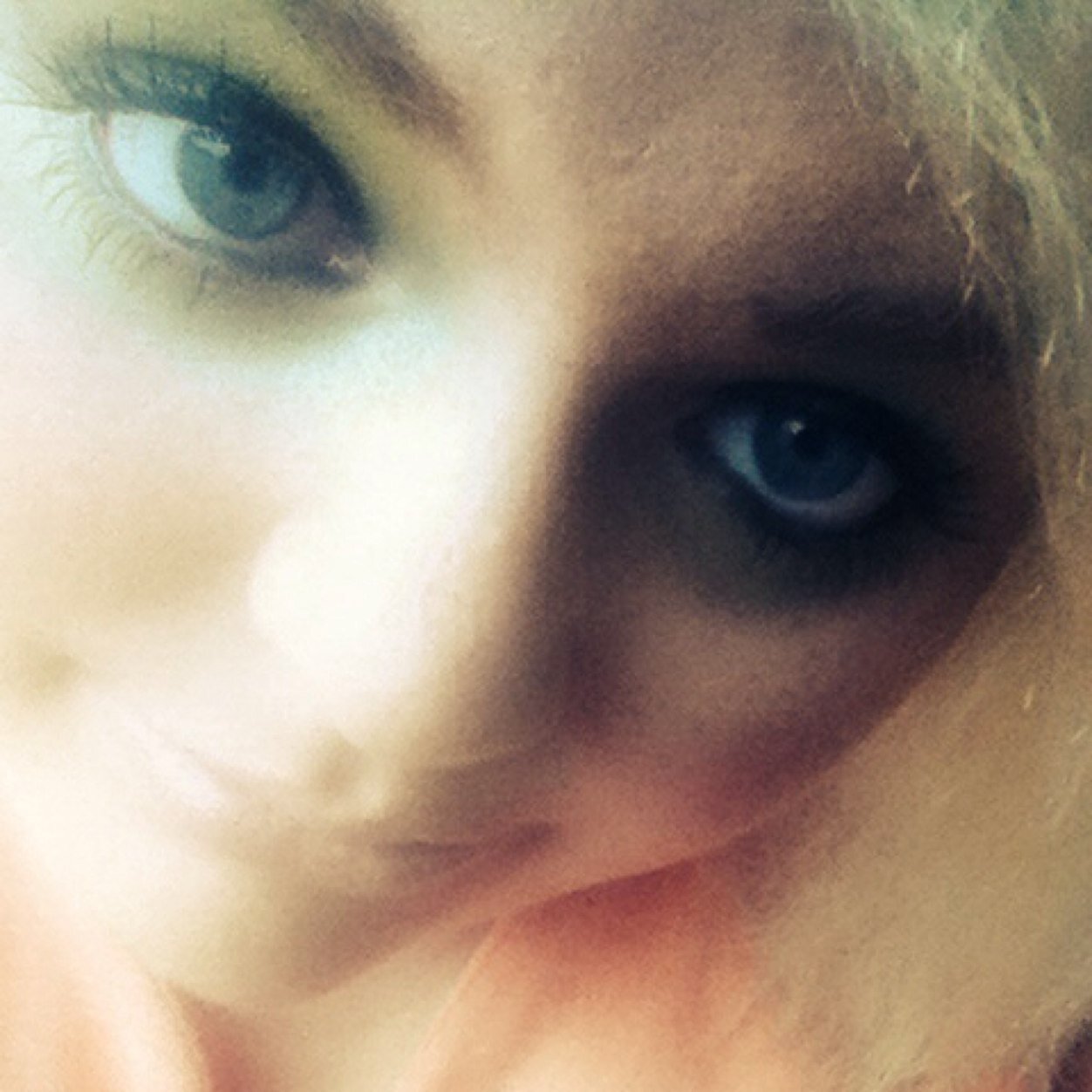 I'm a  a cheater and a liar and a gold digger