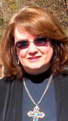 Wife of an Army Chaplain; mom of a beautiful daughter; writer and educator