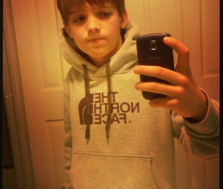 heyy I'm ZeLo_Ghost and or carson always remember fuck her right in the pussy