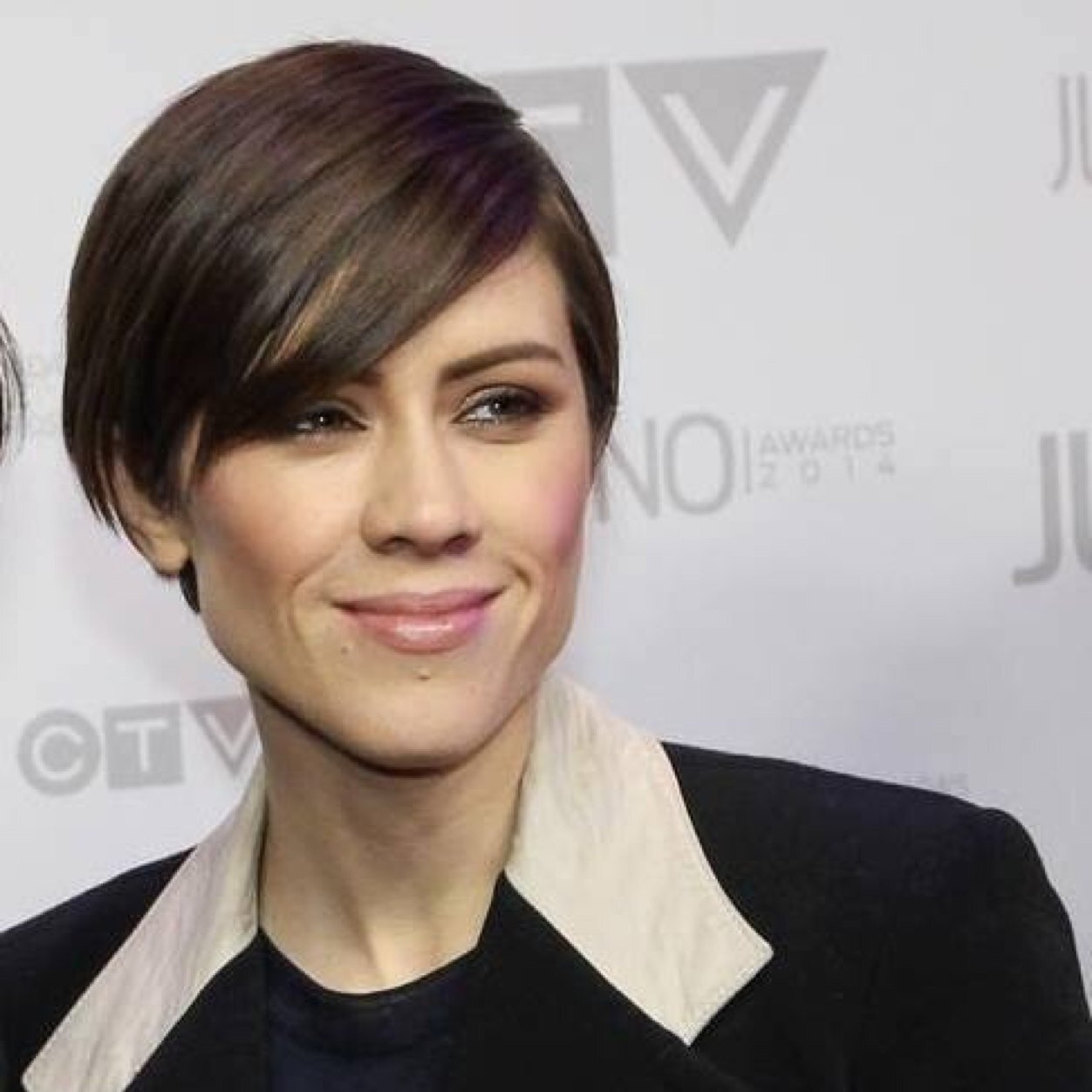 All things Tegan and Sara!! and rowdy Ronda rousey ..#teamrowdyrousey