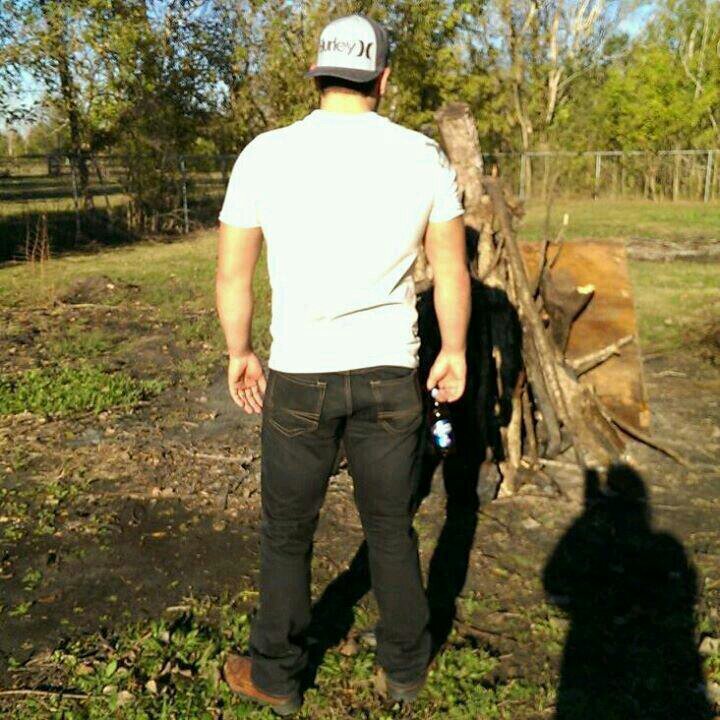 zhinds218's profile picture. 