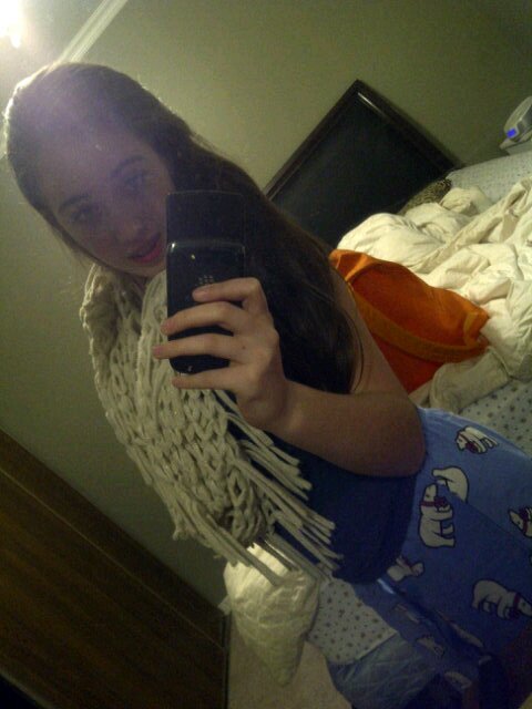 browne_samantha's profile picture. 1/13/14 ,16,love music,soccer,hanging out with friends and guys :P follow me on instagram: brownie_girl9 :) kik: markers143