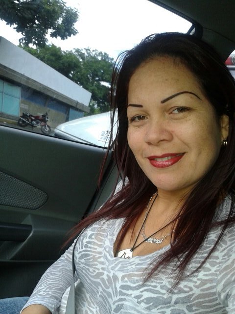 mujer, madre, maestra y Chavista!!