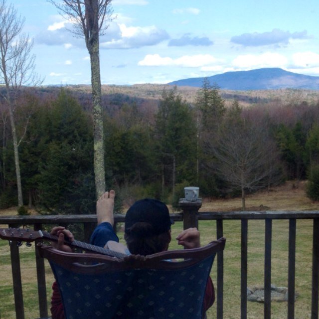 LeeLeeWalrussy's profile picture. 