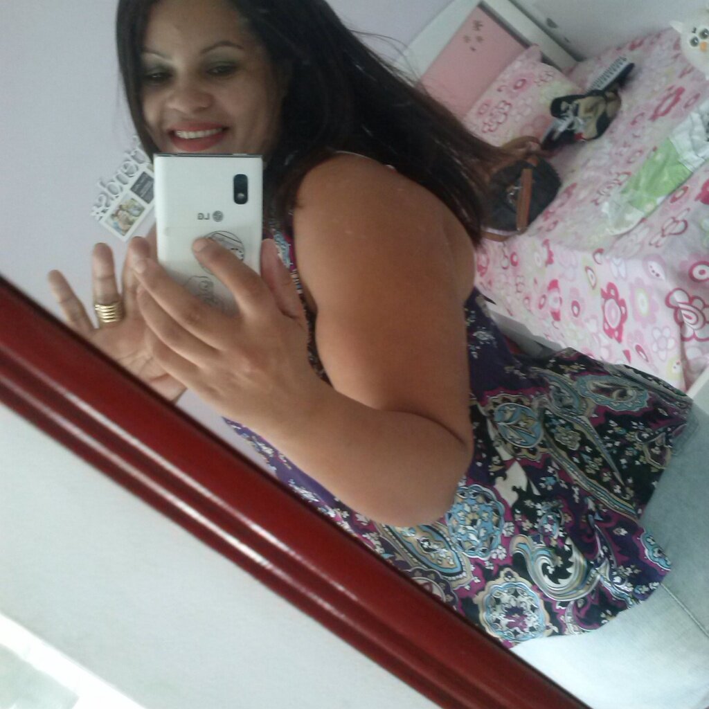 alexandracostha's profile picture. 