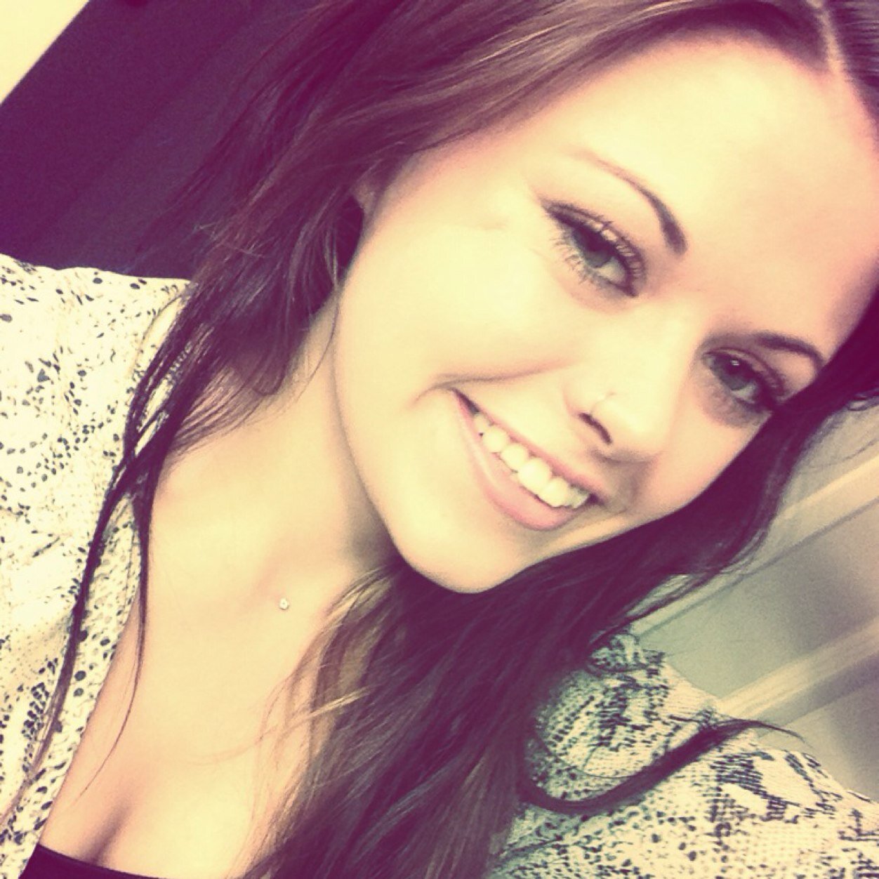 sarahdo_mf's profile picture. Knowledge talks, wisdom listens