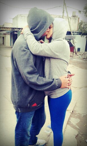 Hola me llamo ezequiel y amo a mi novia Sofia Lucero♥
