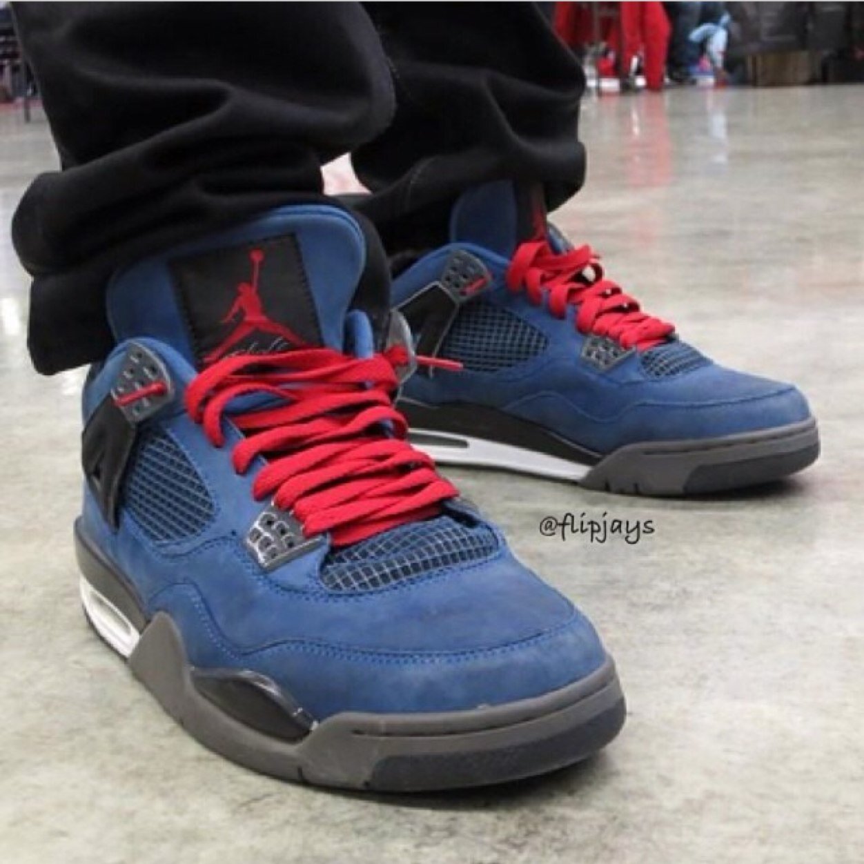 Flipjaysjr's profile picture. Son of Flipjays|Sneakers|Games| Culture over Hype| For the love of the game| young Youtuber|https://t.co/WCQWMM5qO4