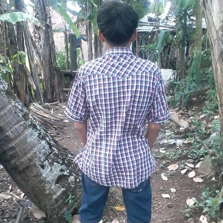 nama : egi abdul azis
tempat/tanggal lahir : tasikmalaya, 24 juli 1999