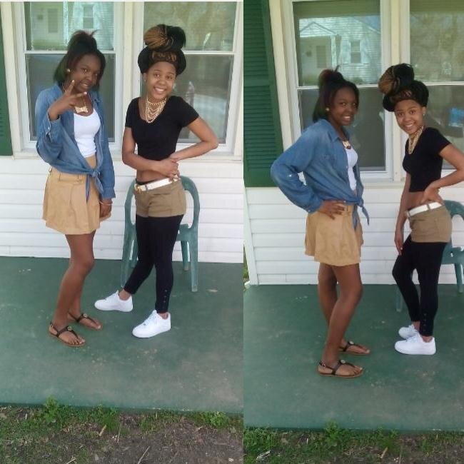 Follow Me && My Bestfriend @LickMyStacksz We Follow Back .