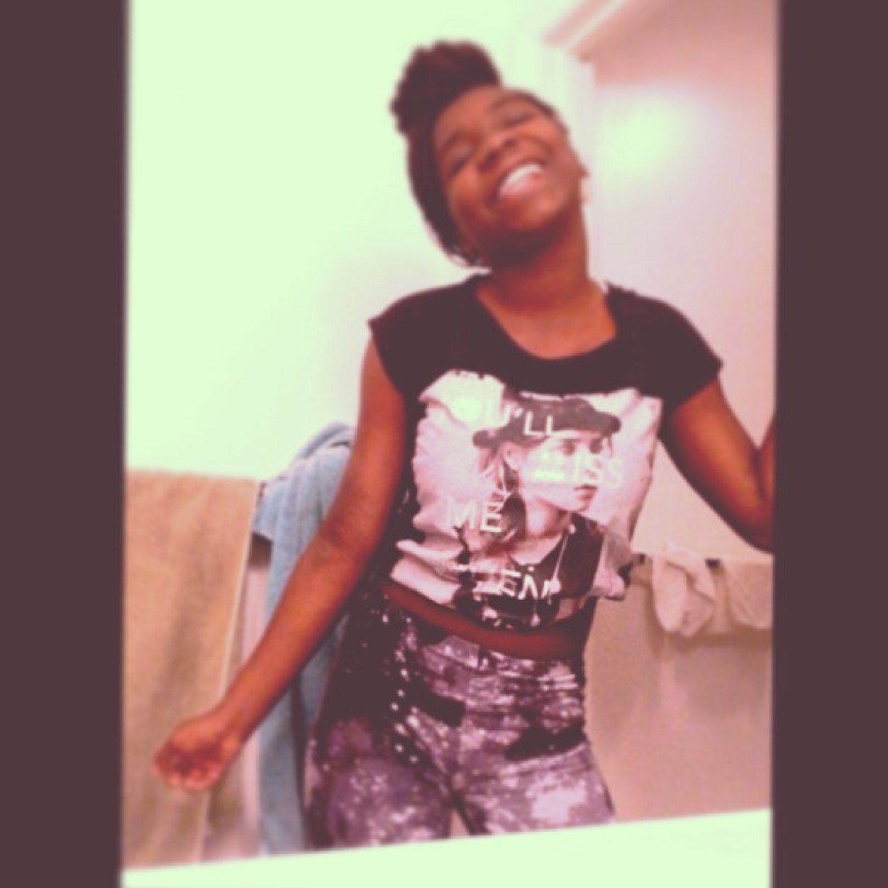 Follow  ill follow back ♥️  kik • fuck_lovebihh   Toodlesss ✌️