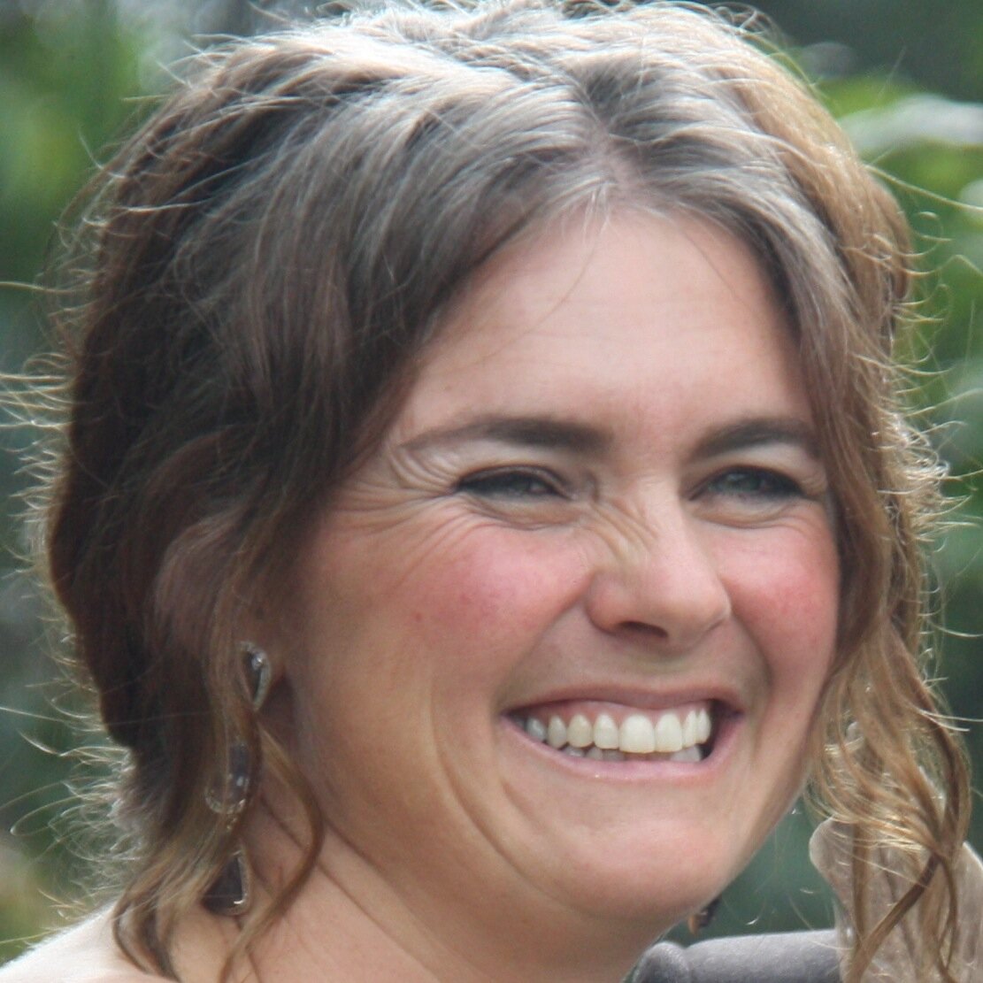 samjwheatley's profile picture. loves dogs & trees, long walks by the ocean, & peace & quiet in this noisy world