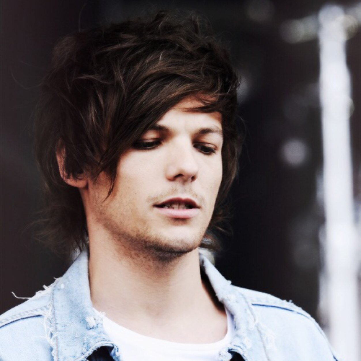 when i die, sprinkle my ashes on louis tomlinson's concert outfits thanks :))